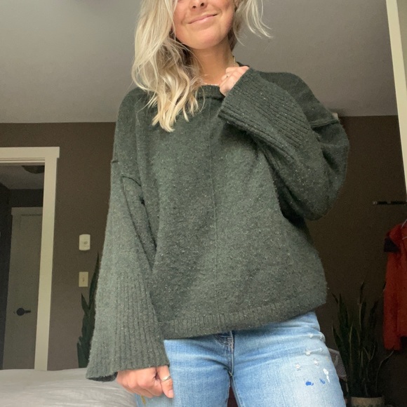 Cashmere Sweater - Picture 1 of 3